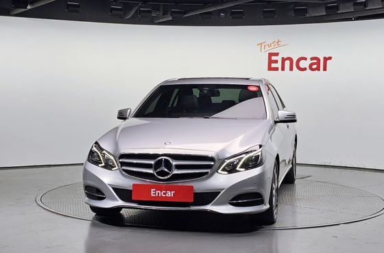 Mercedes-Benz E-Class E220 Bluetec Avantgarde — пробег 123 106 км — фото 3 из 5