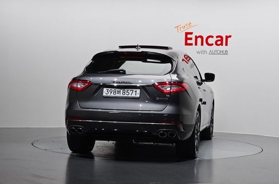 Maserati Levante 3.0 S AWD Sport — пробег 92 393 км — фото 4 из 5