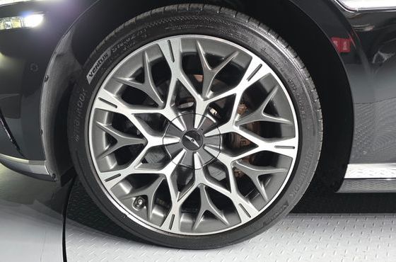 Genesis G90 Gasoline 3.5 Turbo e-S/C AWD — пробег 103 541 км — фото 5 из 5