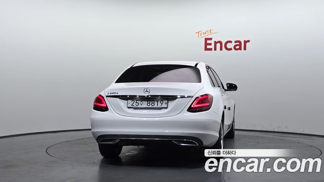 Mercedes-Benz C-Class из Кореи Encar