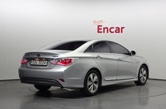 Hyundai Sonata 2.0 Premier — пробег 145 184 км — фото 2 из 5