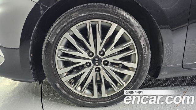 Kia K7 из Кореи Encar