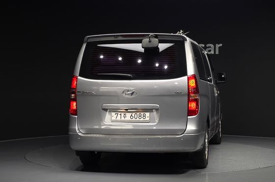 Hyundai Starex 11-Seater Wagon CVX Luxury — пробег 111 661 км — фото 4 из 5