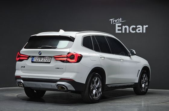 BMW X3 xDrive 20i — пробег 24 481 км — фото 2 из 5