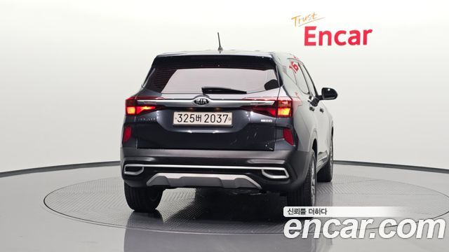 Kia Seltos из Кореи Encar