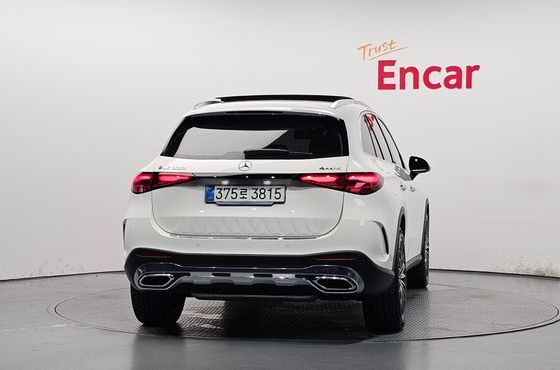 Mercedes-Benz GLC-Class GLC300 4MATIC AMG Line — пробег 8 073 км — фото 4 из 5