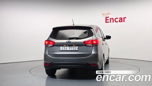 Kia Carens из Кореи Encar