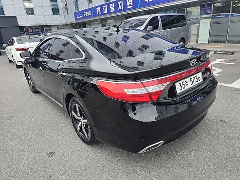 Hyundai Grandeur Premium — пробег 120 353 км — фото 5 из 5