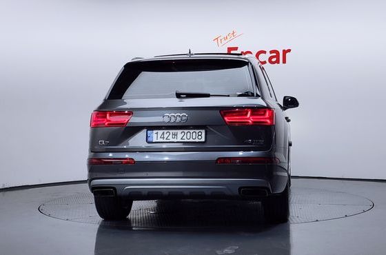 Audi Q7 45 TFSI Quattro — пробег 123 662 км — фото 4 из 5