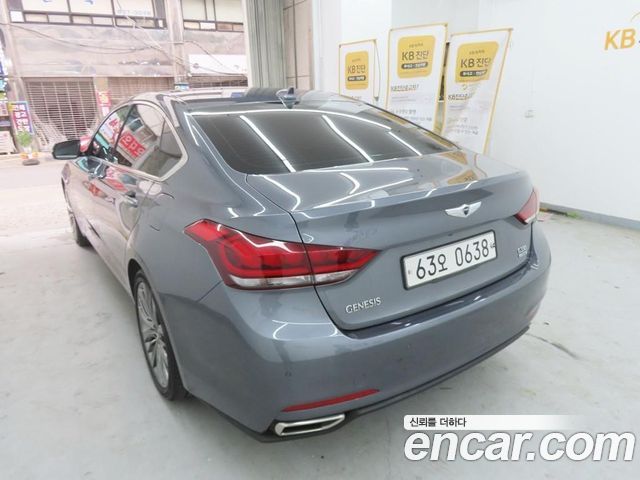 Hyundai Genesis из Кореи Encar