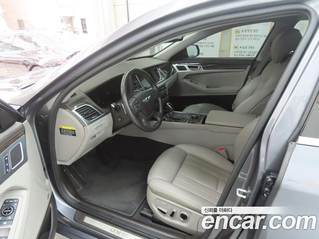 Hyundai Genesis из Кореи Encar