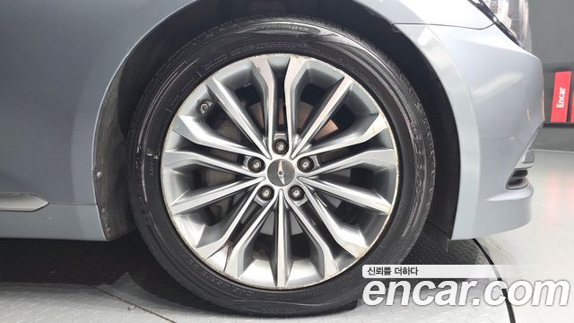 Hyundai Genesis из Кореи Encar