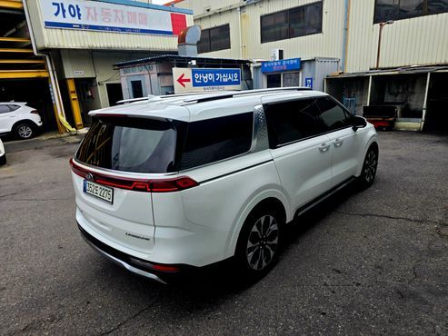 Kia Carnival 9-Seater Noblesse — пробег 83 901 км — фото 3 из 5