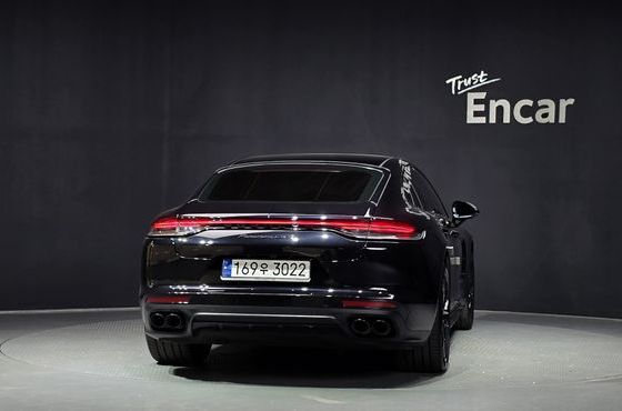 Porsche Panamera 4.0 GTS — пробег 39 813 км — фото 4 из 5