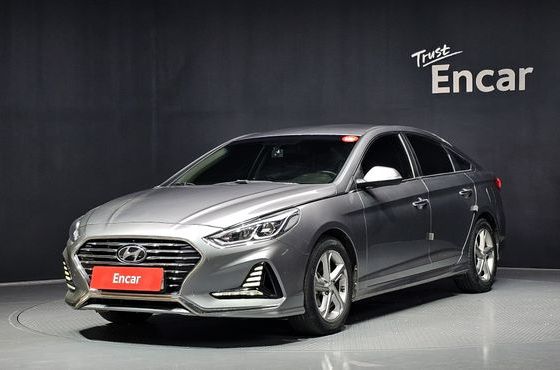 Hyundai Sonata 2.0 Smart — пробег 179 132 км — фото 1 из 5