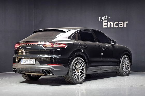 Porsche Cayenne 3.0 COUPE PLATINUM EDITION — пробег 36 998 км — фото 2 из 5
