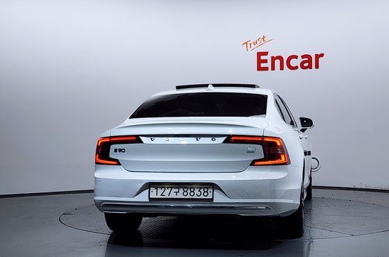 Volvo S90 T8 AWD Inscription — пробег 88 420 км — фото 4 из 5