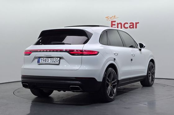 Porsche Cayenne 3.0 — пробег 92 385 км — фото 2 из 5