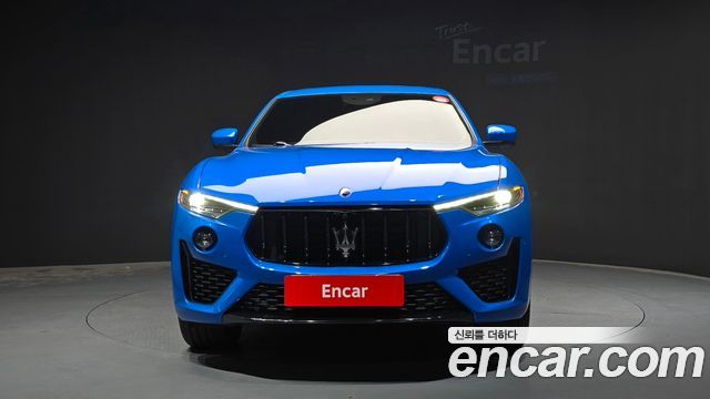 Maserati Levante из Кореи Encar