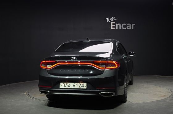 Hyundai Grandeur Premium — пробег 243 489 км — фото 4 из 5