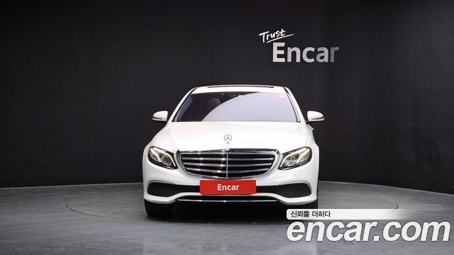 Mercedes-Benz E-Class из Кореи Encar