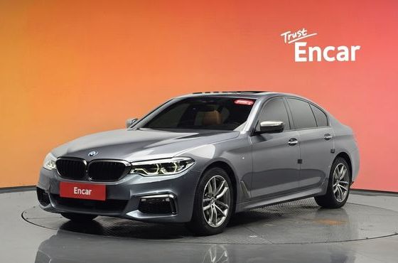 BMW 5-Series 520d M Sport Package Plus — пробег 74 431 км — фото 1 из 5