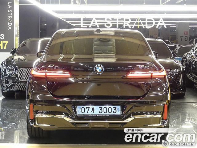 BMW i7 из Кореи Encar