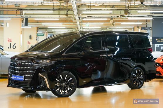 Toyota Alphard 2.5 HEV Executive AWD — пробег 13 125 км — фото 3 из 5