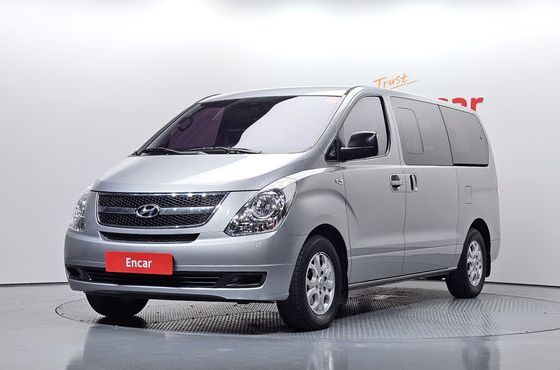 Hyundai Starex 12-Seater Wagon CVX Deluxe — пробег 187 087 км — фото 1 из 5