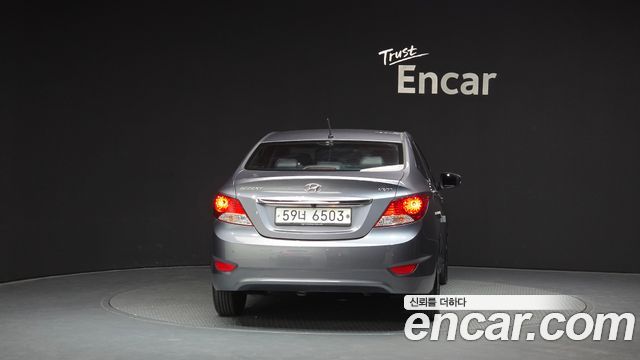 Hyundai Accent 1.4 VVT Modern — пробег 110 893 км — фото 4 из 5