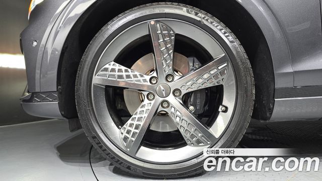 Genesis GV70 из Кореи Encar
