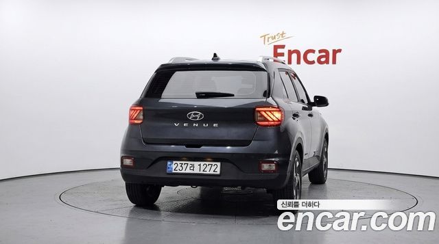 Hyundai Venue из Кореи Encar