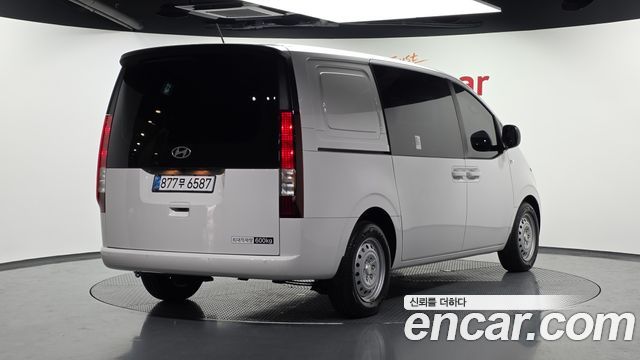 Hyundai Staria из Кореи Encar