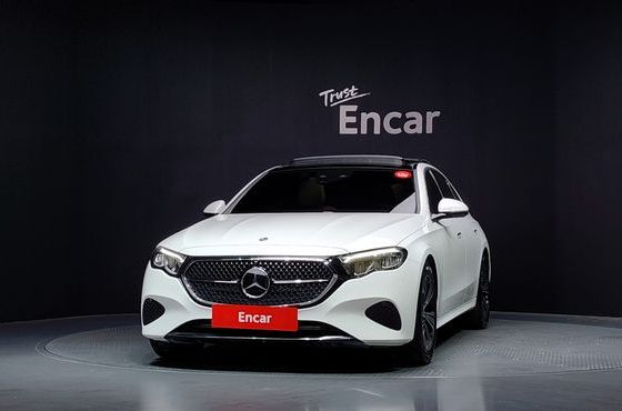 Mercedes-Benz E-Class E200 Avantgarde — пробег 16 330 км — фото 3 из 5