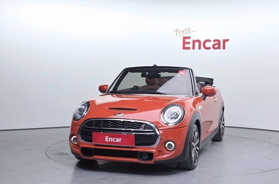 Mini Cooper Convertible Standard 3rd — пробег 106 585 км — фото 3 из 5