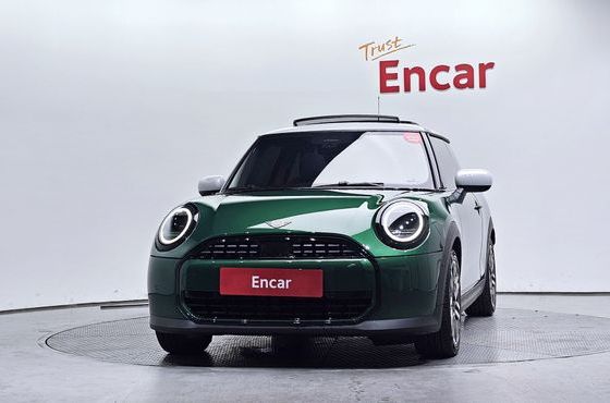 Mini Cooper Classic — пробег 8 344 км — фото 3 из 5