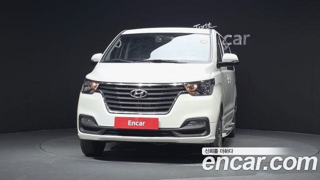 Hyundai Starex 4WD Urban 9-Seater Premium Special — пробег 38 850 км — фото 3 из 5
