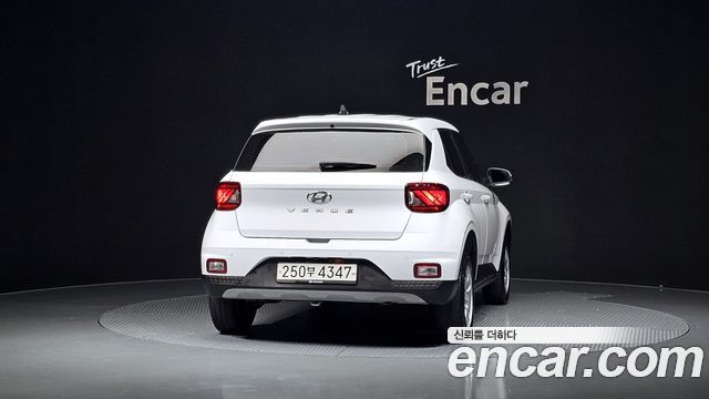 Hyundai Venue из Кореи Encar