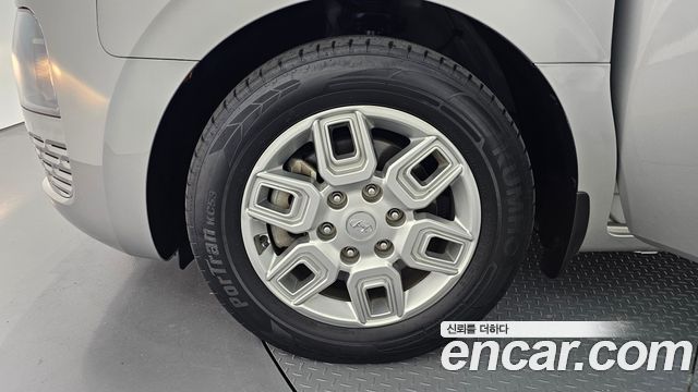 Hyundai Staria из Кореи Encar