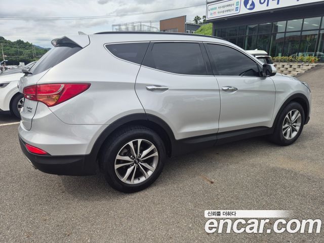 Hyundai Santafe Diesel(e-VGT) 2.0 4WD Premium — пробег 204 060 км — фото 4 из 5