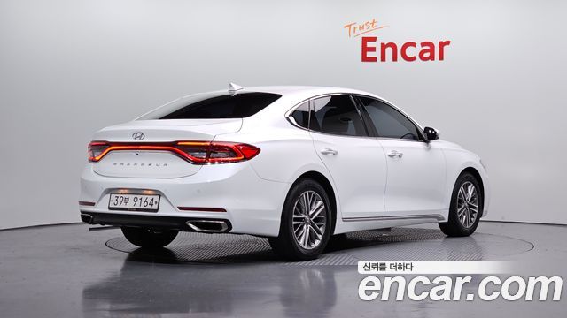 Hyundai Grandeur из Кореи Encar