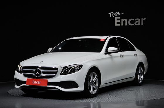 Mercedes-Benz E-Class E200 Avantgarde — пробег 97 823 км — фото 1 из 5