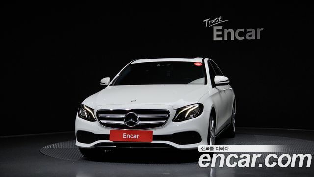 Mercedes-Benz E-Class из Кореи Encar