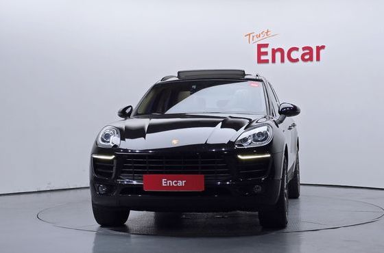Porsche Macan 3.0 S Diesel 95B — пробег 121 385 км — фото 3 из 5