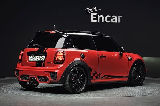 Mini Cooper JCW 3rd Generation — пробег 102 473 км — фото 2 из 5