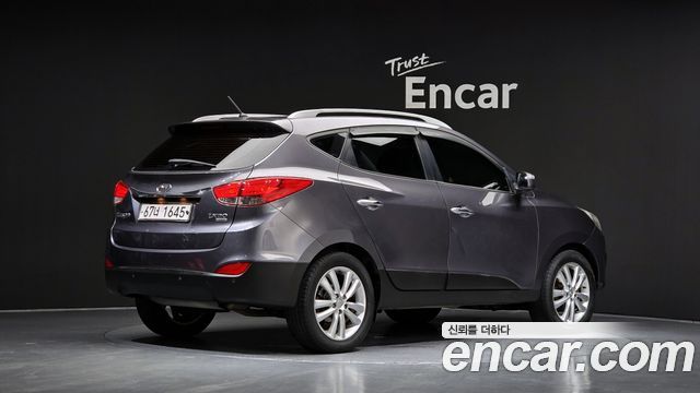 Hyundai Tucson Diesel 2WD LX20 Premier — пробег 183 752 км — фото 2 из 5