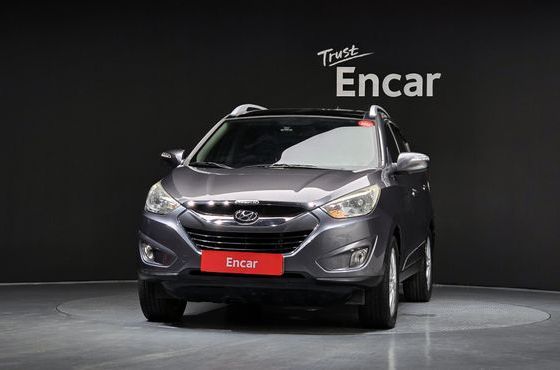 Hyundai Tucson Diesel 2WD LX20 Premier — пробег 183 752 км — фото 3 из 5