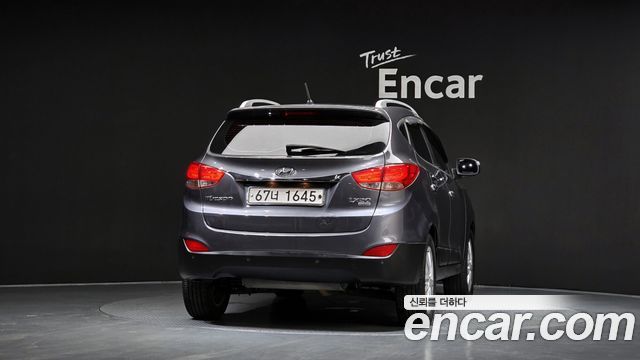 Hyundai Tucson Diesel 2WD LX20 Premier — пробег 183 752 км — фото 4 из 5