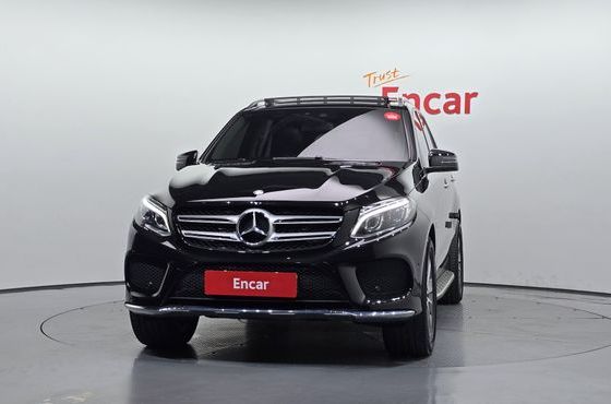 Mercedes-Benz GLE-Class GLE350 d 4MATIC — пробег 74 527 км — фото 3 из 5