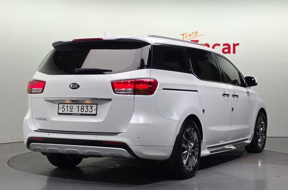Kia Carnival 9-seater Noblesse — пробег 166 472 км — фото 2 из 5